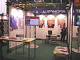 Foto dello stand delle Minoranze linguistiche