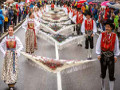 La Gran Festa di fine estate a Canazei in Val di Fassa, particolare della sfilata in abiti tradizionali