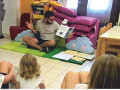 Un momento del progetto "Nati per leggere"